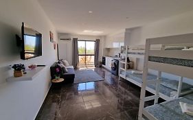 Brand New Apartment In Rua Da Oura